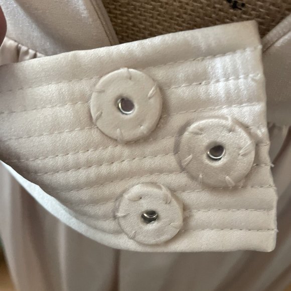 | White by Vera Wang | Halter V-Neck Bridesmaids Dress with Sash - Size 0 - Picture 11 of 13